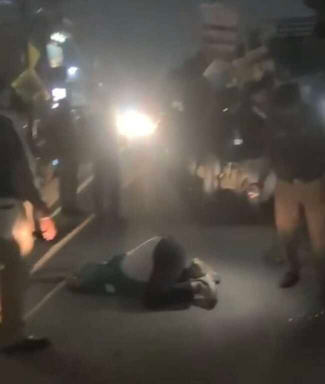 प्रेमनगर में सड़क किनारे मिला युवक का शव, एक संदिग्ध हिरासत में